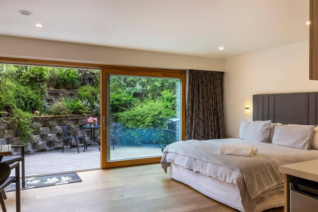 The Fantail Couples Retreat Leilighet Kinloch Eksteriør bilde
