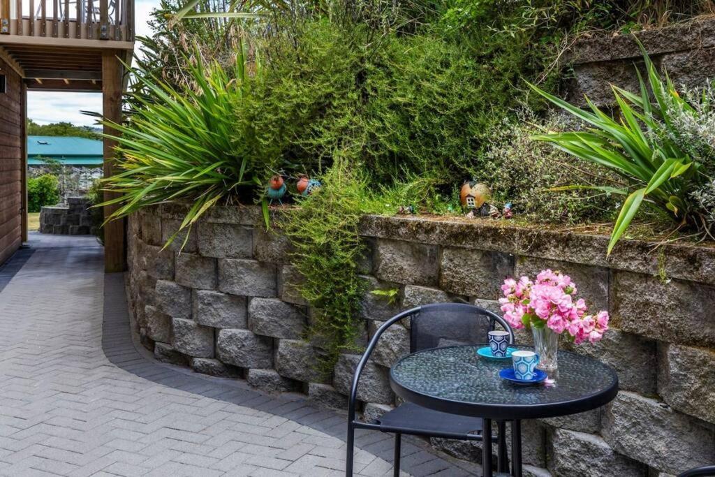 The Fantail Couples Retreat Leilighet Kinloch Eksteriør bilde